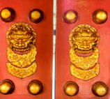 door2.JPG (37448 bytes)