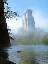 monacq.jpg (38830 bytes)